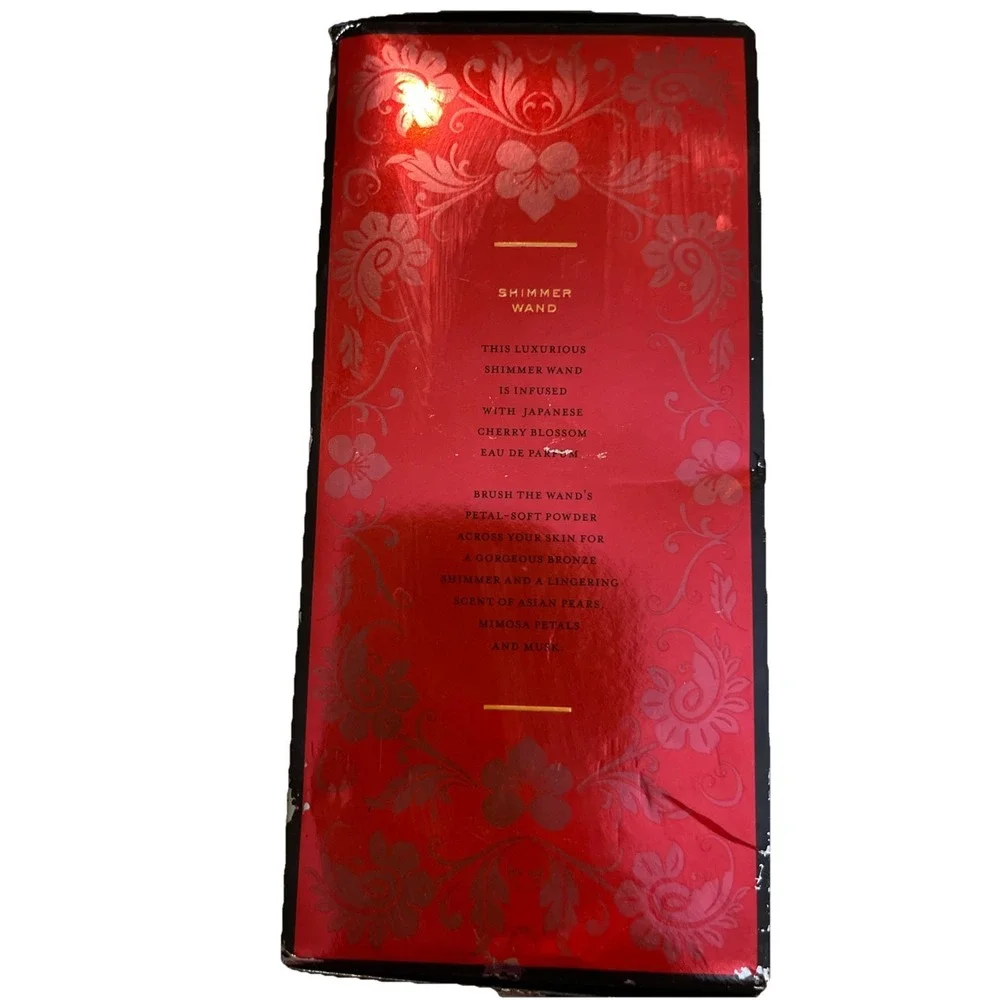 Bath&Body works Japanese cherry blossom limited edition shimmer wand Damaged Box